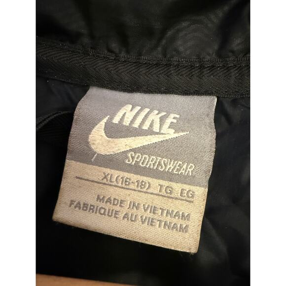 NIKE Sportswear All Black Duck Down Puffer Jacket Kids Coat XL (16-18) Women's L - Picture 2 of 7